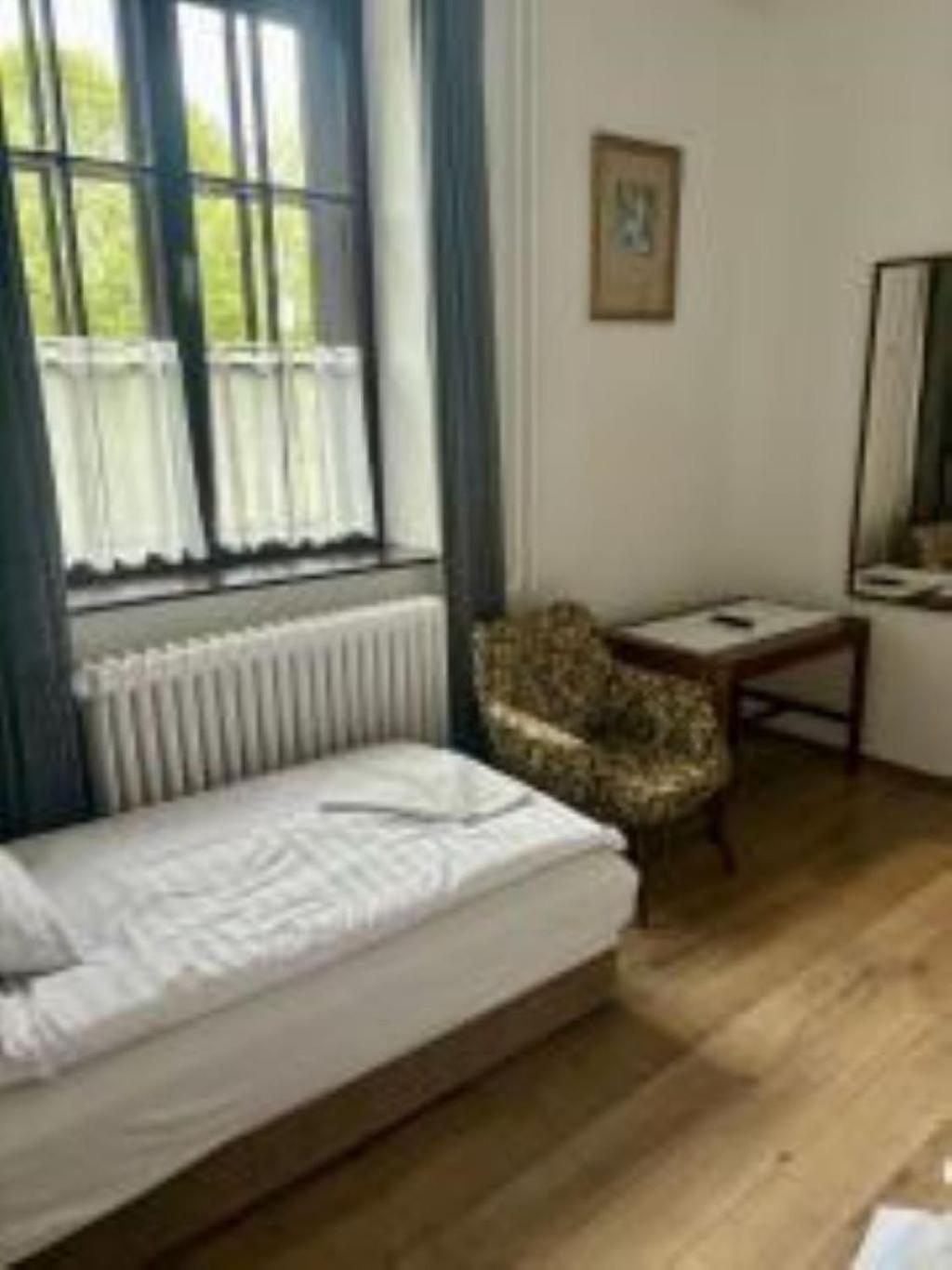 Blki Vendeghaz Hotel Тихани Екстериор снимка
