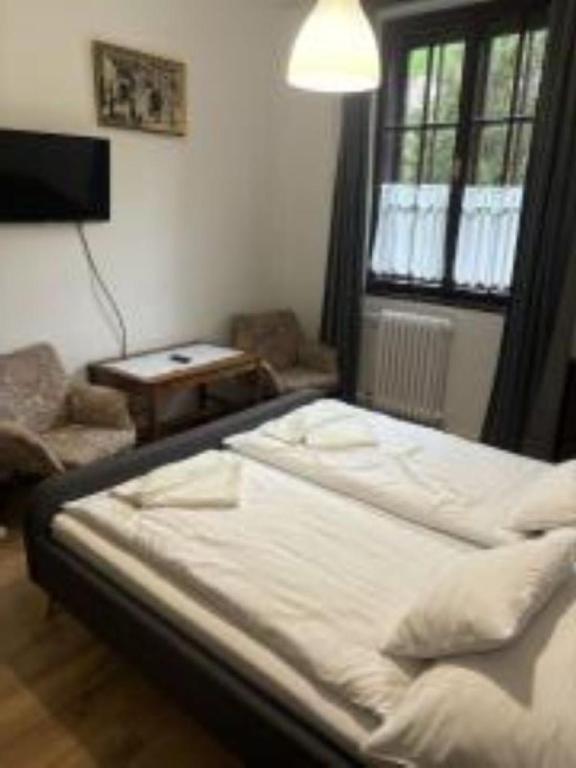 Blki Vendeghaz Hotel Тихани Екстериор снимка